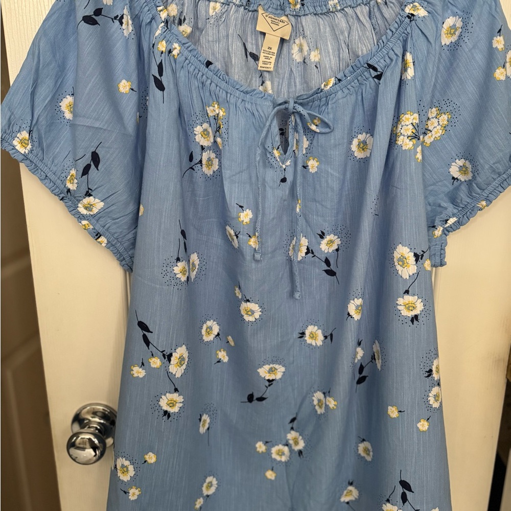St. John's Bay Light Blue Floral Blouse